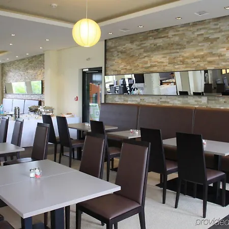 Willow Restaurant Otel 4*